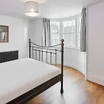 Host & Stay - Bedford Street